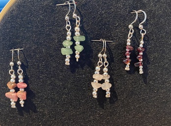 Passende Ohrringe zu den Ketten