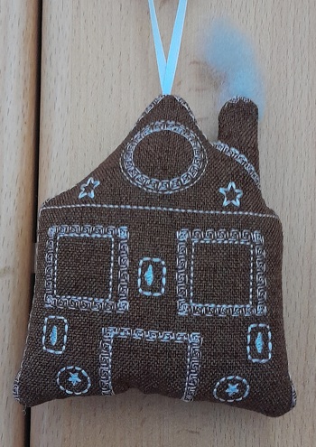 Lebuchenhaus ITH gestickt und selber erstellt