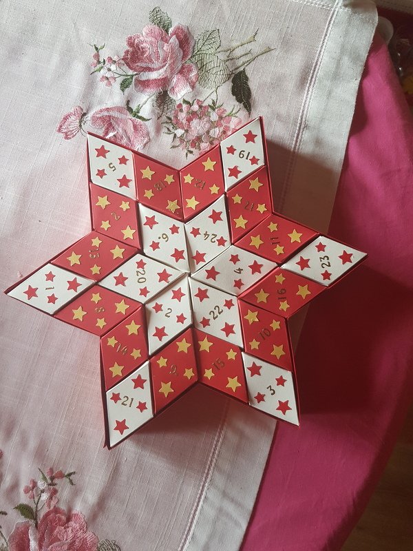 Adventskalender – Stern – Bastelvorlagen mit Anleitung