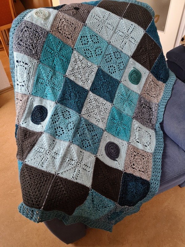J-CAL Granny Square Jahresdecke Sweet Dream 2022