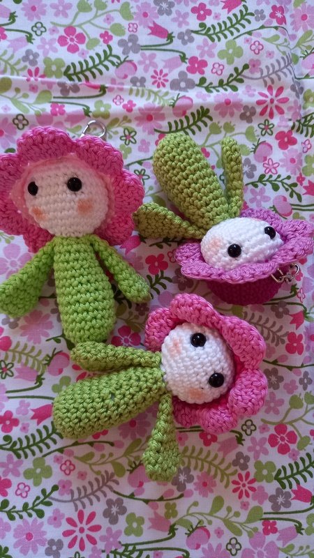 Häkelanleitung - Schlüsselanhänger Blümchen