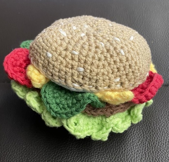 Ohne Anleitung zusammen  gestellt. Die Seite inspiriert mich👍