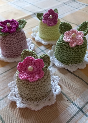 ..mal wieder ein paar Eierhütchen.
🐔🥚🐣🐤