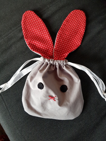 Die Anleitung ist gut geschrieben.
Leider stehen die Ohren nicht.