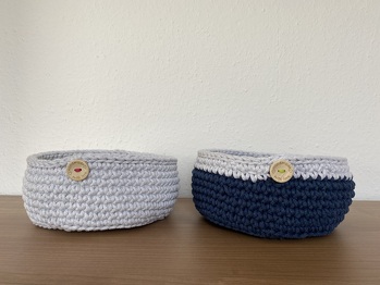 Stabil! Tolle Brotkörbe 👌🏻 Mit Kordelgarn entsteht ganz einfach dieses tolle Muster 🤩