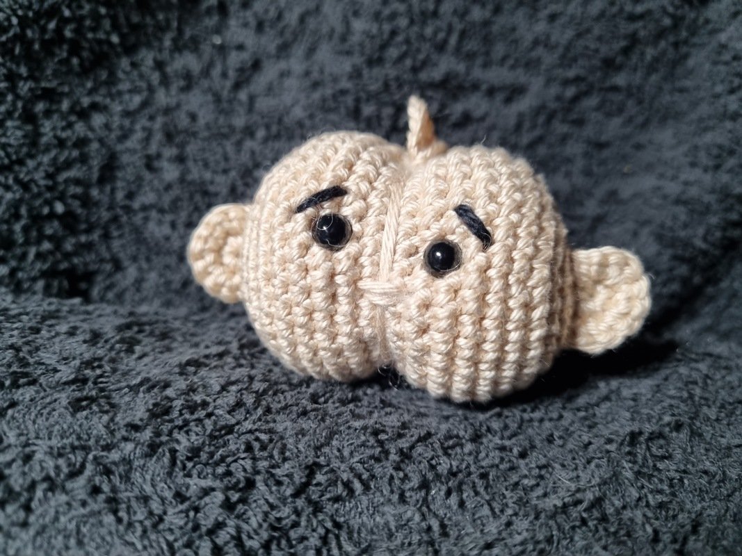 Häkelanleitung Arsch mit Ohren