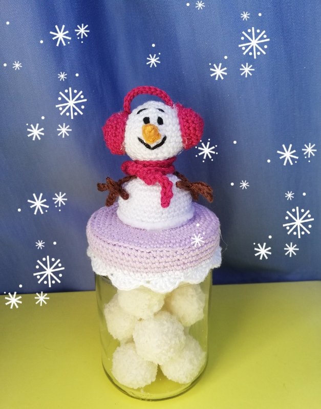 Schneemann mit Ohrenschützern Deckelbezug oder Dekofigur Weihnachten