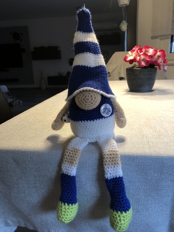 Schalke Wichtel für meinen Sohn gehäkelt