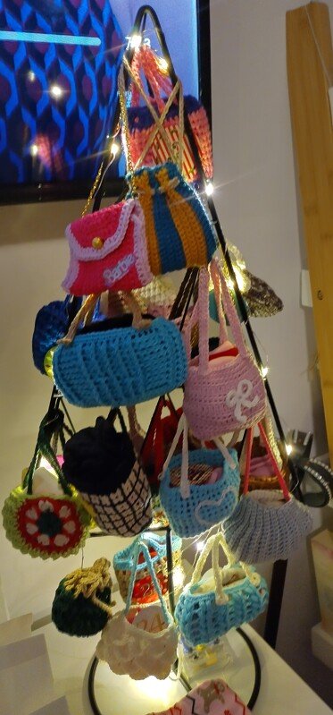 Adventskalender für &quot;Fashionistas 2.0&quot; - acht zauberhafte Modelle