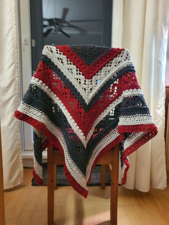 Crochet Pattern Triangular Scarf &quot;Aglaia&quot;