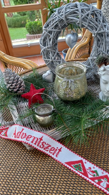 Ich wünsche allen ein wundervolles
Adventswochenende und allen Kranken
baldige Genesung 😊