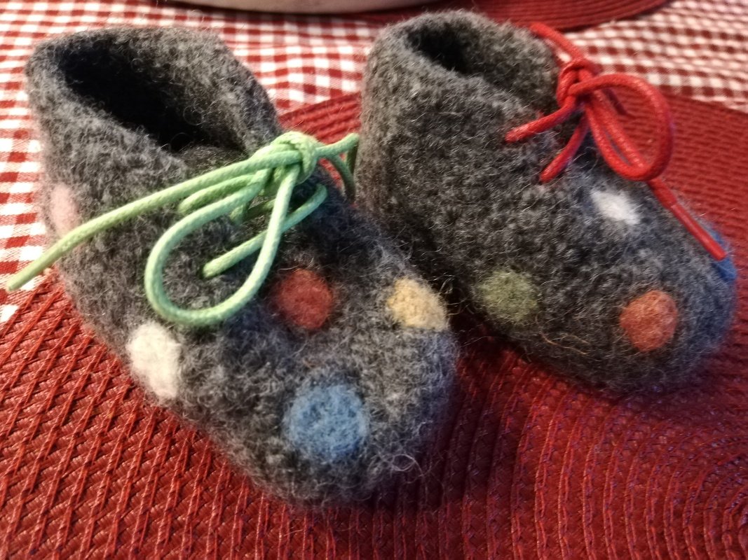 Baby-Booties häkeln und filzen (4 Größen)