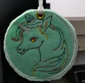 Taschenbaumler Einhorn