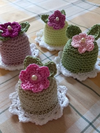 ....Eierhütchen 🥚🐔🥚🐔🥚🐔🥚