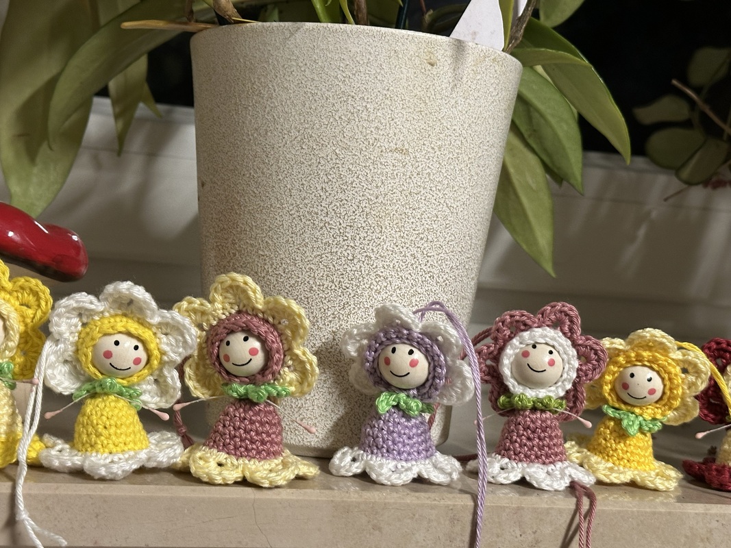 Gute Laune Anhänger Blumenkinder Frühling 2 Größen