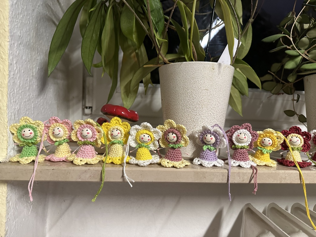 Gute Laune Anhänger Blumenkinder Frühling 2 Größen