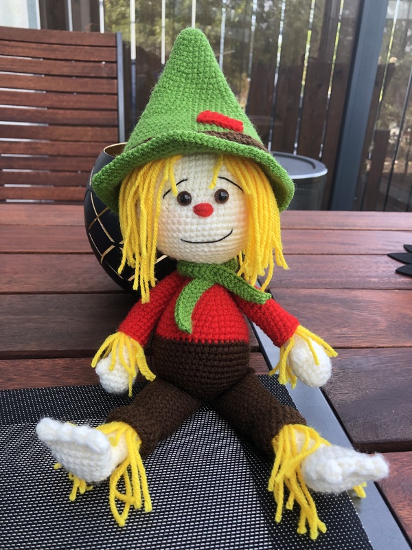 Jupp, die freundliche Vogelscheuche  :-)