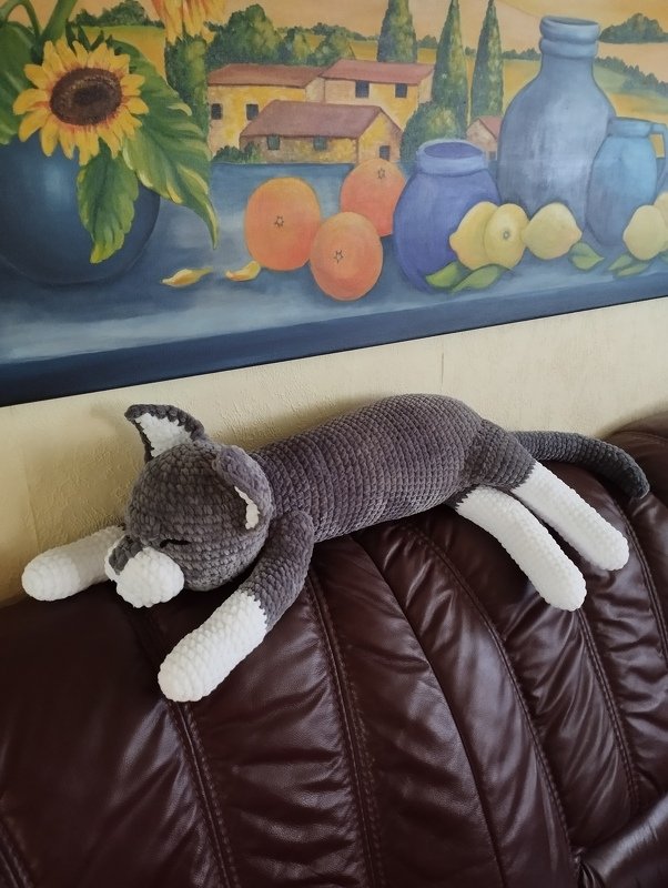 sleeping cat - crochet pattern by NiggyArts