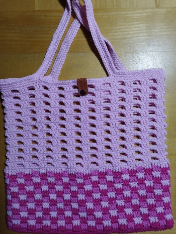 Anleitung bei YouTube.
Wolle von Lana Grossa Cotone.