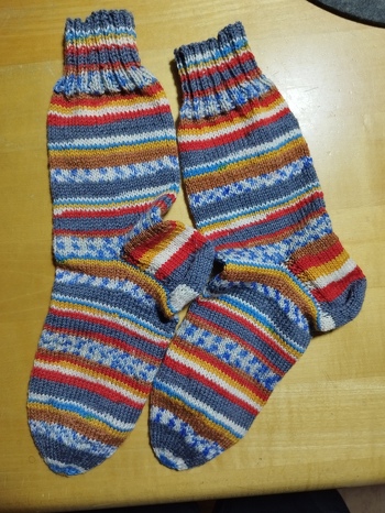 Sockenwolle von Lana Grossa mit
Kaschmir