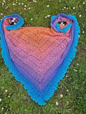 Tuch Reichweite von WollholicClaudia. Verarbeitet wurde ein Bobbel von Mister Twister, 1500 m mit NS 3.