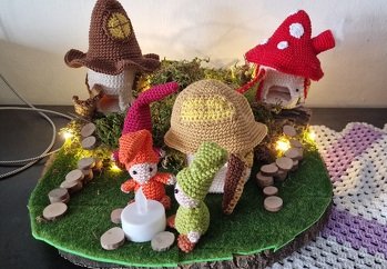 Super Anleitung ich bin total begeistert von meinem kleinen Werk gemacht mit der Anleitung von rimajas vielen Dank dafür