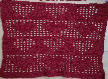 #Herzschal Häkelanleitung
Anfang ca. 1 Knäuel Soft Alpaca, 3,5er Nadel gehäkelt. Es wird Geschenk für Freundin, erstmalig diese Technik angewendet.