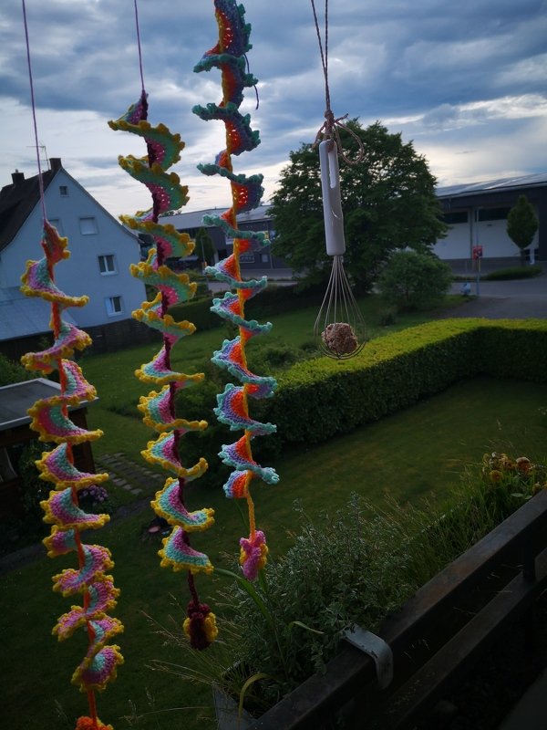 Anleitung Windspinner mit Blume und variablen Abschlusskanten