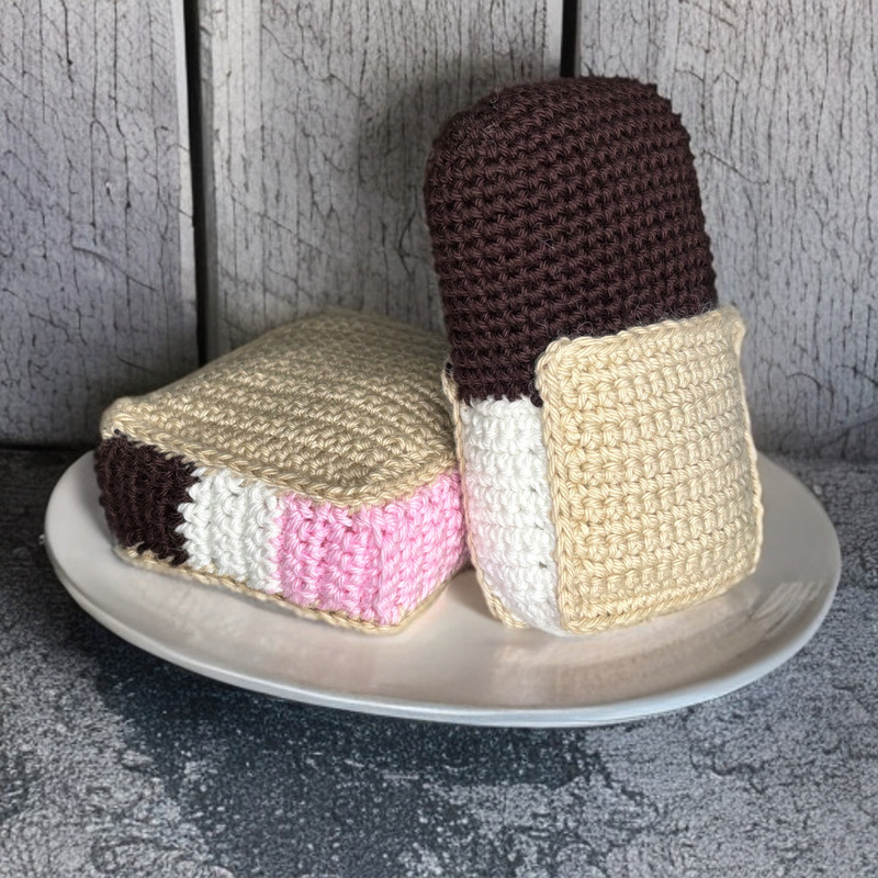 Häkelanleitung für Eis-Klassiker: Domino und Happen