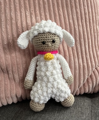 Das Schäfchen nachzuarbeiten hat mir viel Freude gemacht. Vielen Dank für die tolle Anleitung.