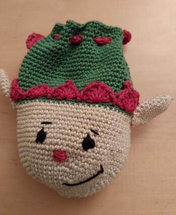 Eine lustige und nachhaltige Geschenkverpackung, die allen ein Lächeln auf die Lippen gezaubert hat.