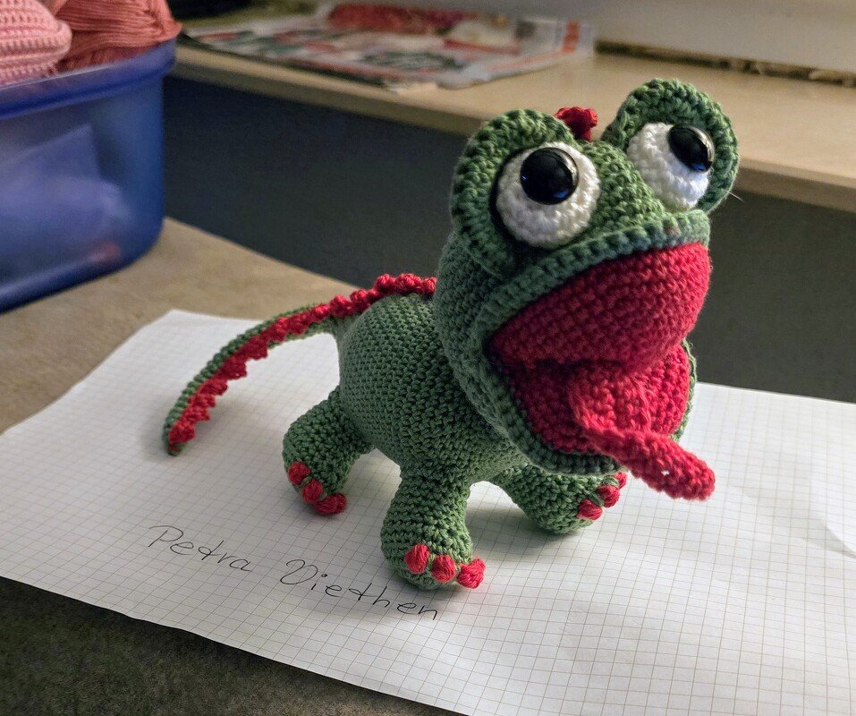 Häkelanleitung Fridolin der grüne Drachengecko