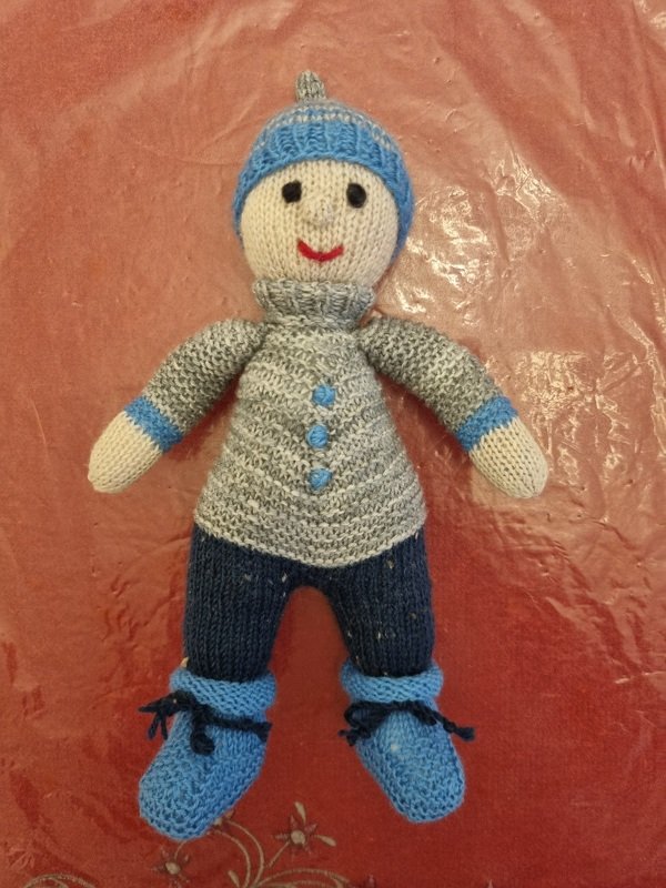 Knuddelpüppchen aus Resten - Strickanleitung