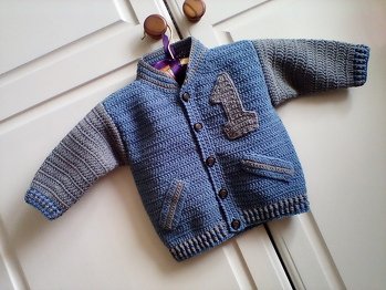 Slight variation from the pattern, I used a number instead of an initial.