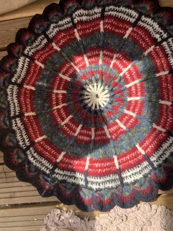 First Love eine schöne Handarbeit
Vielen Dank Petra Perle