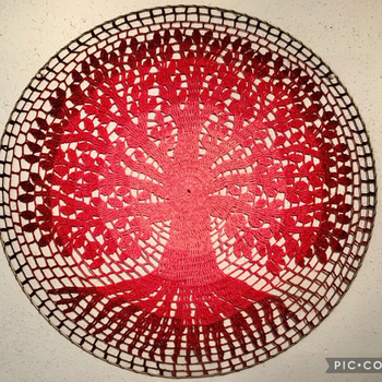 Die Anleitung ist von 2 PIR Crochet by Laura und nichts zum nebenher häkeln. Aber die viele Zählerei hat sich gelohnt.
