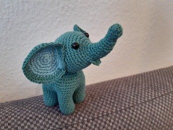 Sehr niedlicher kleiner Elefant. Schnell gearbeitet auch dank guter Anleitung.