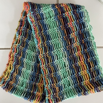 Fallmaschenloop aus Lang Yarn Sol Degrade