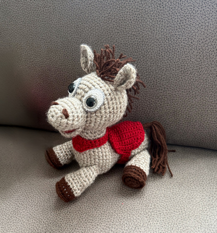 Crocheted Plush Horses. Amigurumi Horses. Crochet pattern.