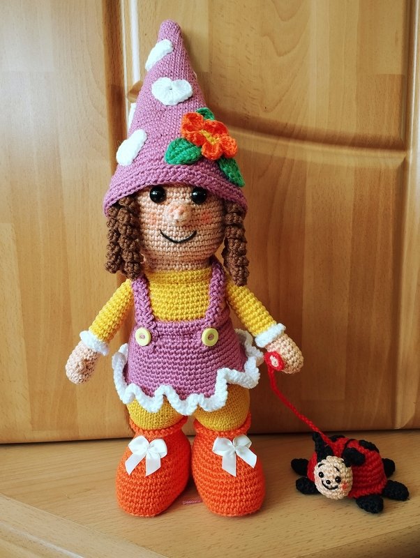Häkelanleitung - Gartenzwerg Ida