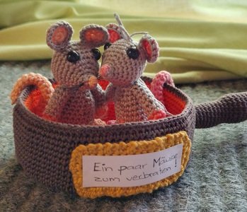 Ist fertig suche noch eine bessere Etikette und Kleine Maschen