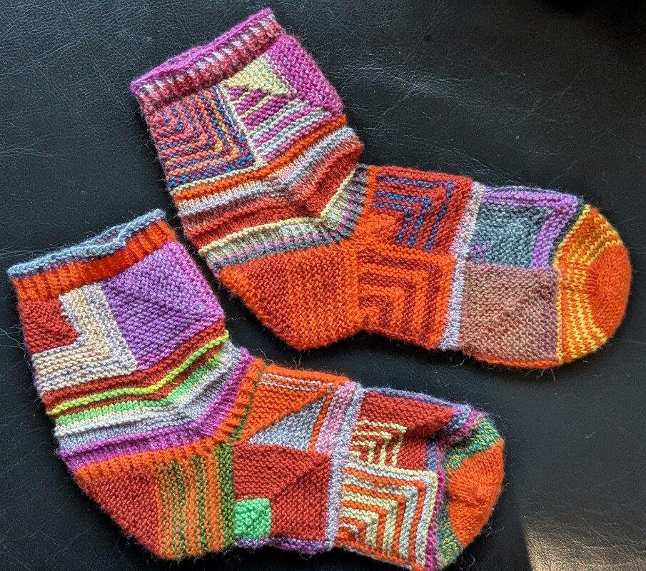 Patchworksocken &quot;colorful&quot;- Strickanleitung Gr. 35 - 40 ohne Ferse