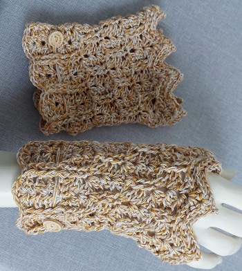 Pulswärmer „Elfi“
Gehäkelt mit nur 150/4