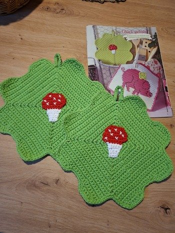 ...ein neuer Hingucker für
die Küche ☘️🧶☘️