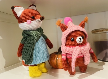 Nach Hobbii (PiCaPau) Anleitungen gehäkelt