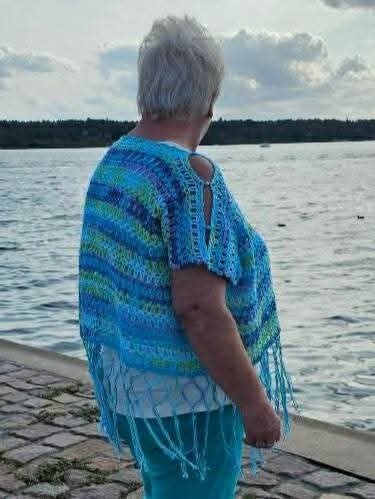 Häkelanleitung Top Julie - zipfeliges Cold-Shoulder-Shirt