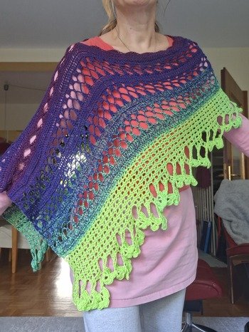 Einfach klasse
...ich habe einen Halloween Bobbel:Dahlia - Farbe 110 von hobbii verarbeitet..600m verbraucht..