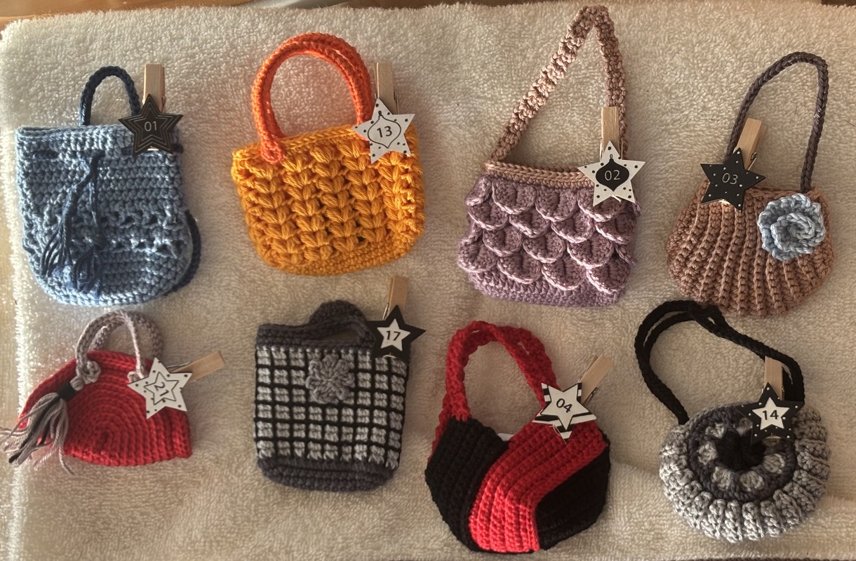 Advent Calendar for „Fashionistas 3.0“ - Eight fantastic bag models