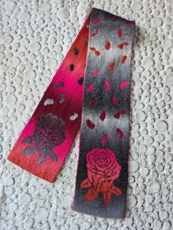 Strickanleitung Schal &quot;Rosenblütenblätter&quot; - in Doubleface