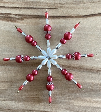 Drahtstern mit Perlen. Tolle Weihnachtsidee - Weihnachtsdeko
